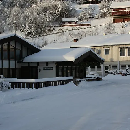 B27 Hostal